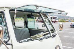 										1960 Volkswagen Type 2 11-Window Bus full									
