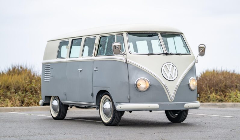 								1960 Volkswagen Type 2 11-Window Bus full									