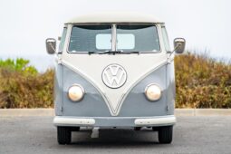 										1960 Volkswagen Type 2 11-Window Bus full									