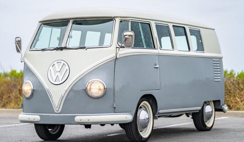								1960 Volkswagen Type 2 11-Window Bus full									