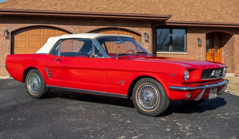 								1966 Ford Mustang Convertible full									