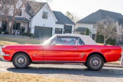 										1966 Ford Mustang Convertible full									