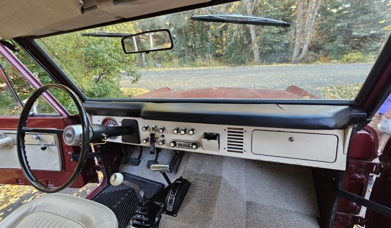 								1971 Ford Bronco Sport full									