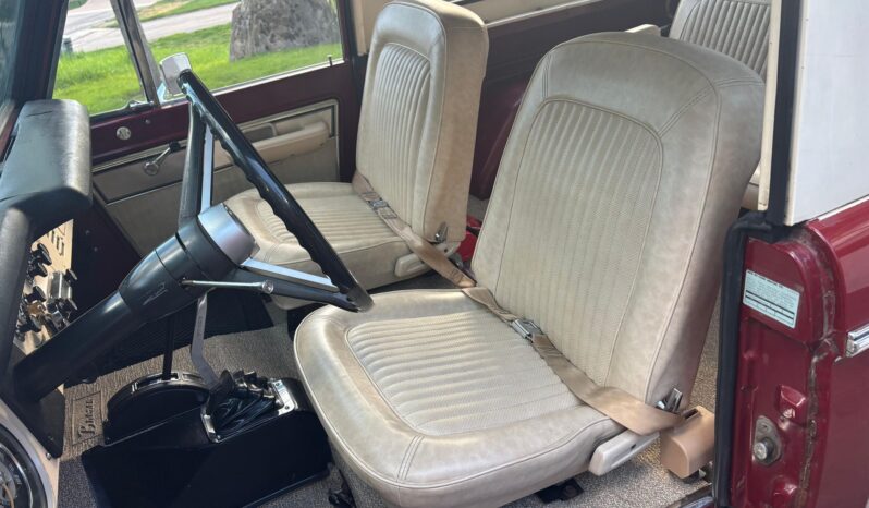 								1971 Ford Bronco Sport full									