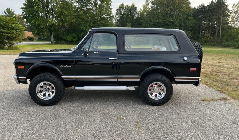 								1972 Chevrolet K5 Blazer 4WD full									
