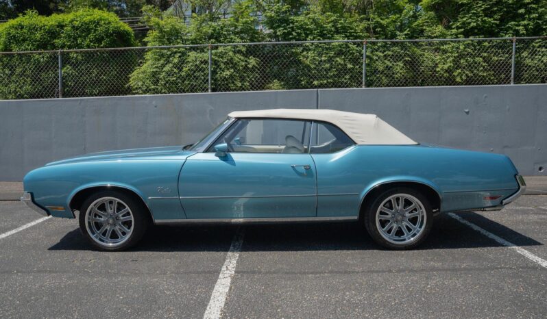 								1972 Oldsmobile Cutlass Supreme Convertible full									