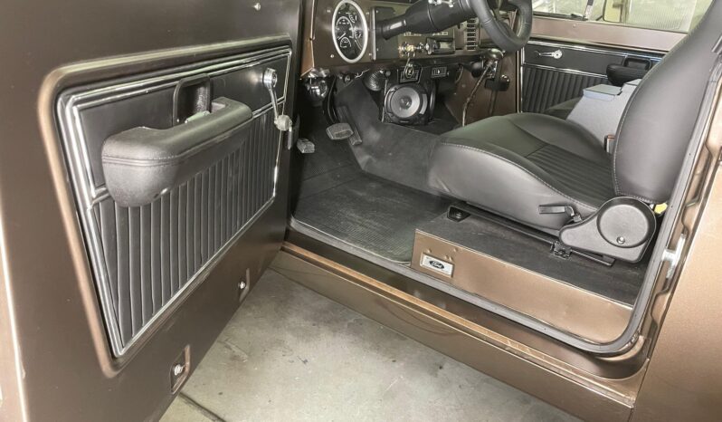 								1974 Ford Bronco 4WD full									