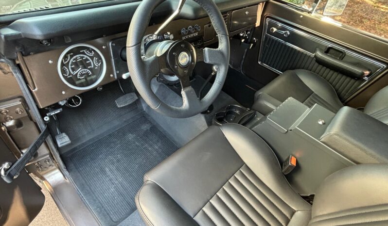 								1974 Ford Bronco 4WD full									