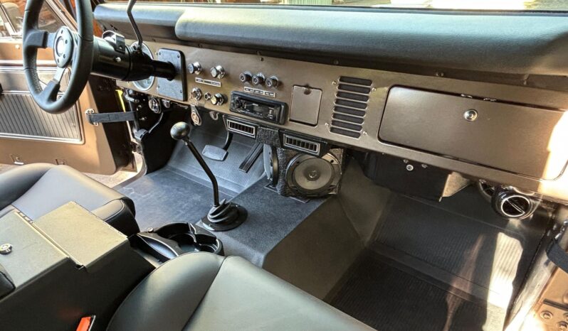 								1974 Ford Bronco 4WD full									