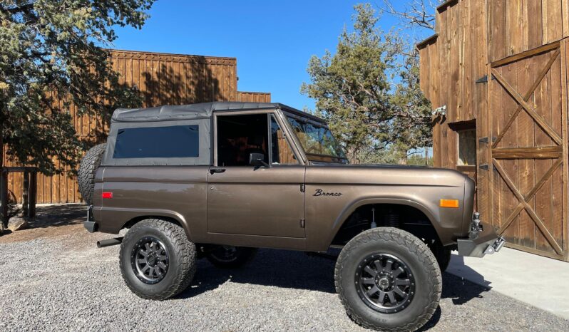 								1974 Ford Bronco 4WD full									