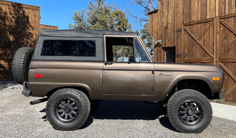 								1974 Ford Bronco 4WD full									