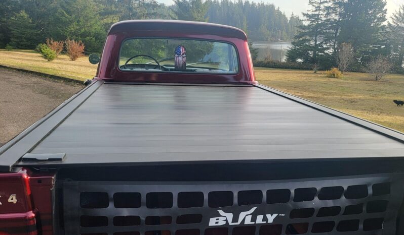 								1966 Ford F-250 4×4 full									