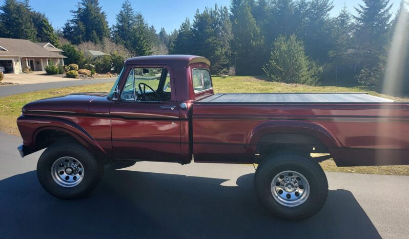 								1966 Ford F-250 4×4 full									