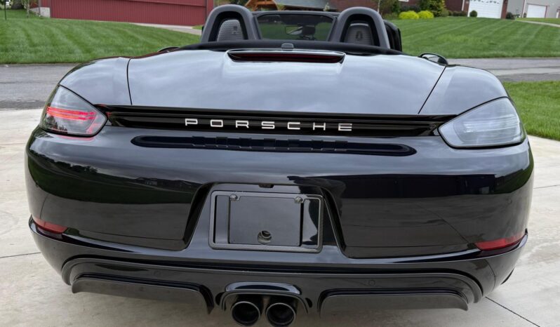 								2022 Porsche 718 Boxster S full									