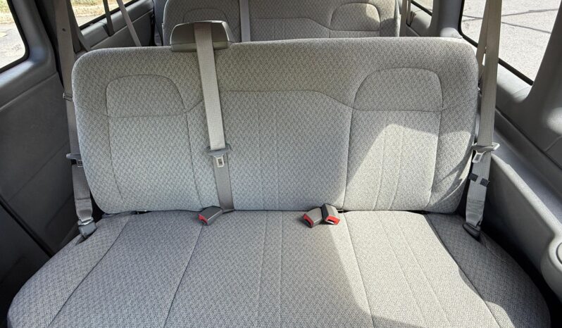 								2024 GMC Savana LT 3500 full									