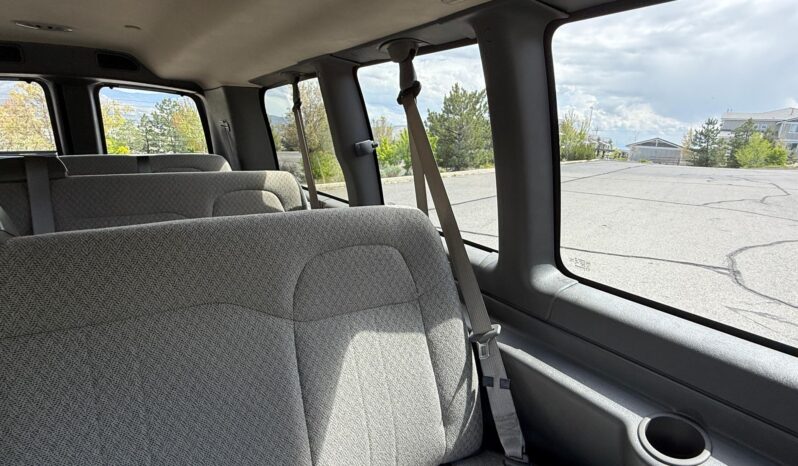 								2024 GMC Savana LT 3500 full									