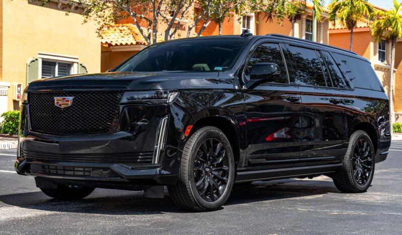 								2022 Cadillac Escalade ESV 4WD Platinum full									