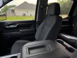 										2022 Chevrolet Silverado 1500 LT Trail Boss 4×4 full									