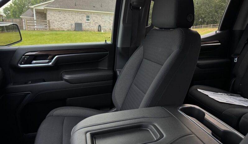 								2022 Chevrolet Silverado 1500 LT Trail Boss 4×4 full									