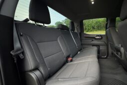 										2022 Chevrolet Silverado 1500 LT Trail Boss 4×4 full									