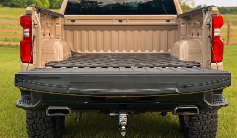 								2022 Chevrolet Silverado 1500 LT Trail Boss 4×4 full									