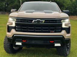 										2022 Chevrolet Silverado 1500 LT Trail Boss 4×4 full									