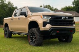 										2022 Chevrolet Silverado 1500 LT Trail Boss 4×4 full									