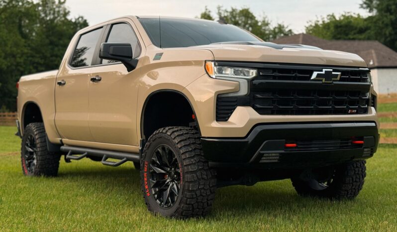 								2022 Chevrolet Silverado 1500 LT Trail Boss 4×4 full									