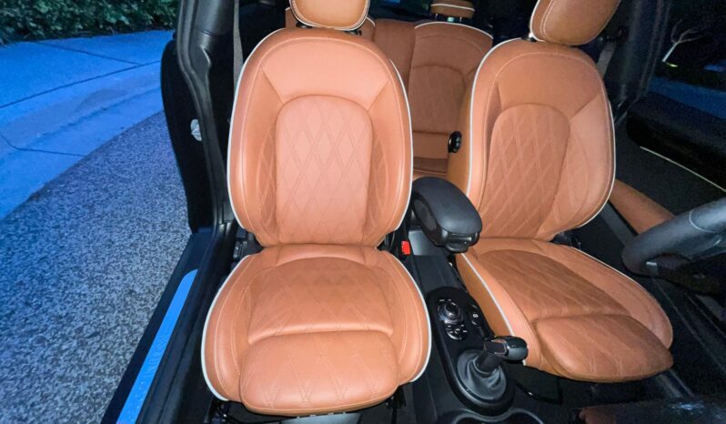 								2024 Mini Cooper S Hardtop full									