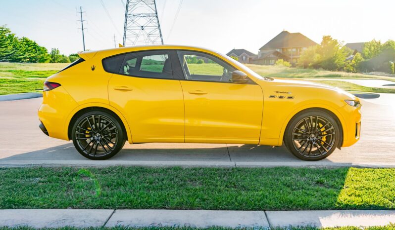 								2022 Maserati Levante Modena S full									