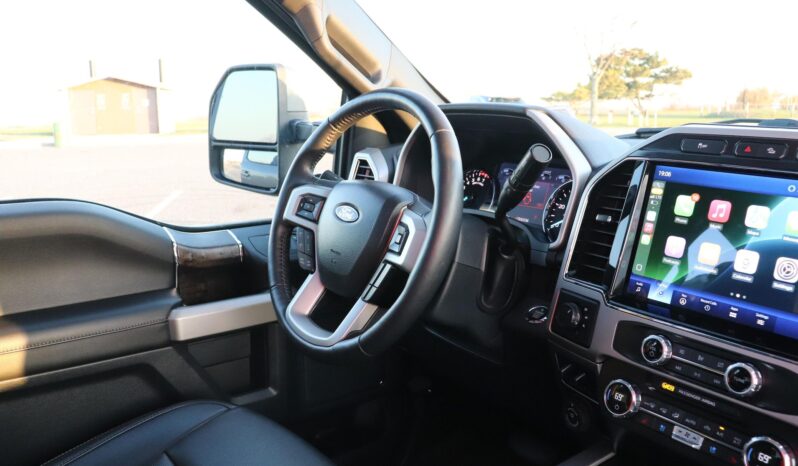 								2022 Ford F-250 Super Duty Lariat Tremor 4×4 full									