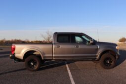 										2022 Ford F-250 Super Duty Lariat Tremor 4×4 full									