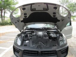 										2022 Porsche Macan GTS full									