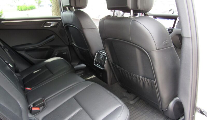 								2022 Porsche Macan GTS full									