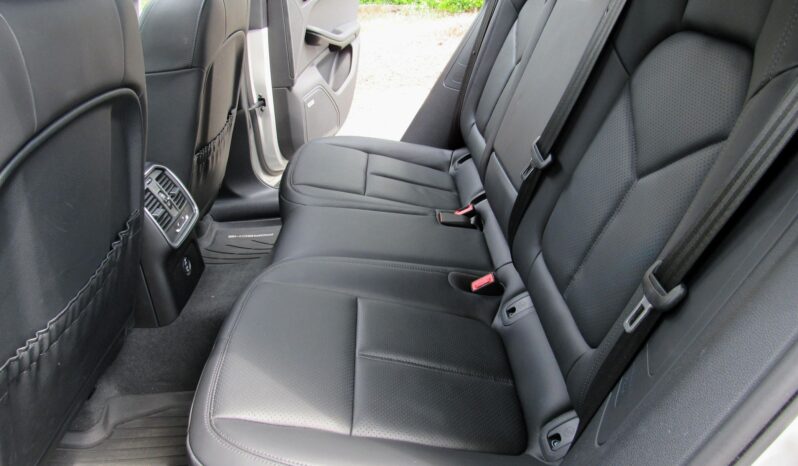 								2022 Porsche Macan GTS full									