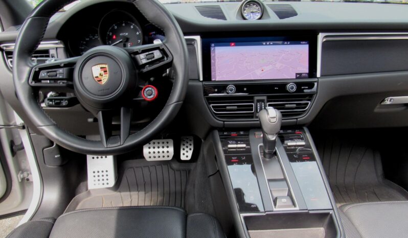 								2022 Porsche Macan GTS full									