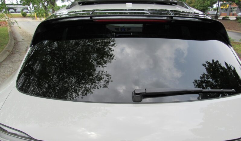 								2022 Porsche Macan GTS full									