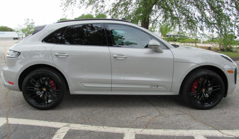 								2022 Porsche Macan GTS full									