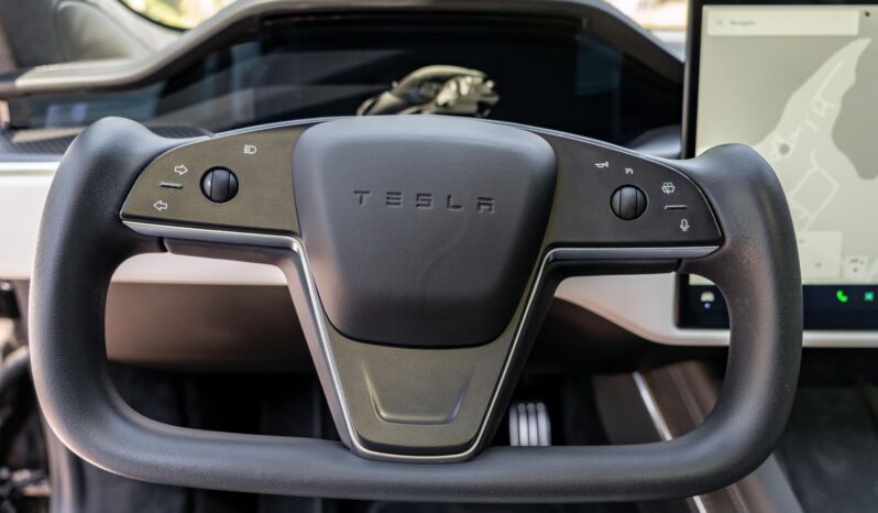 								2022 Tesla Model S Plaid full									
