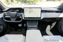 										2022 Tesla Model S Plaid full									