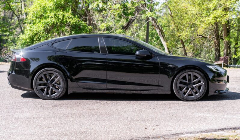 								2022 Tesla Model S Plaid full									