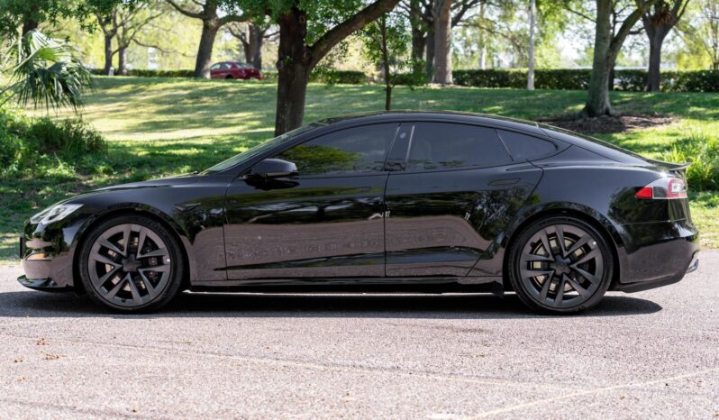 								2022 Tesla Model S Plaid full									