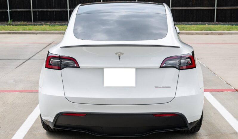 								2023 Tesla Model Y Performance full									