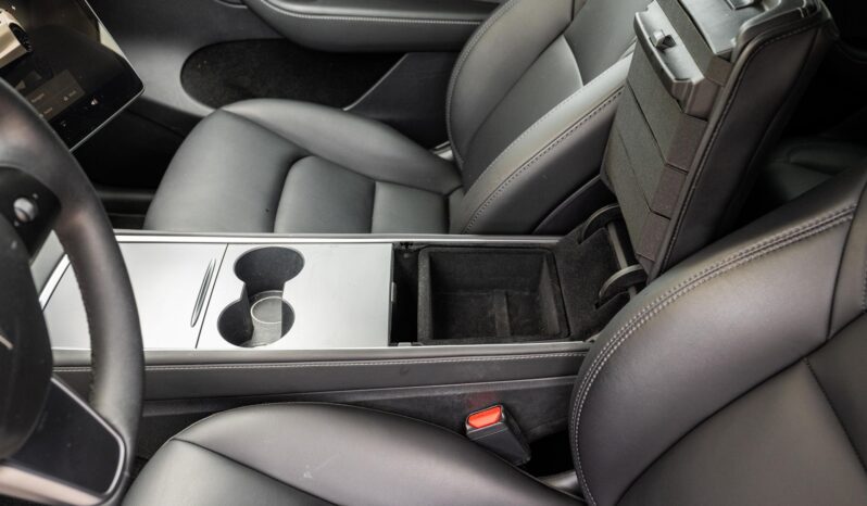 								2023 Tesla Model Y Performance full									