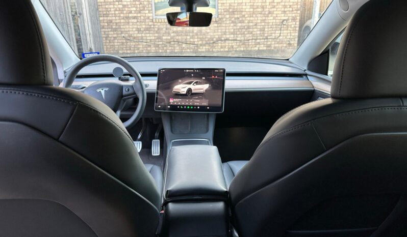 								2023 Tesla Model Y Performance full									