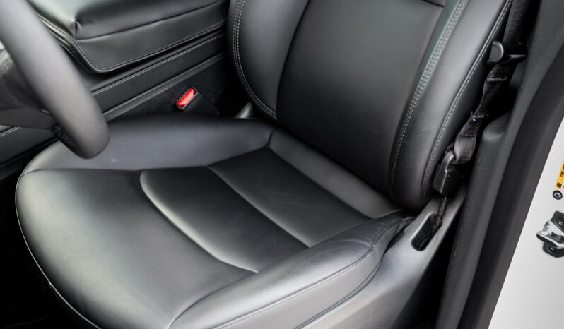 								2023 Tesla Model Y Performance full									