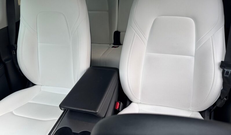 								2023 Tesla Model Y Long Range AWD full									