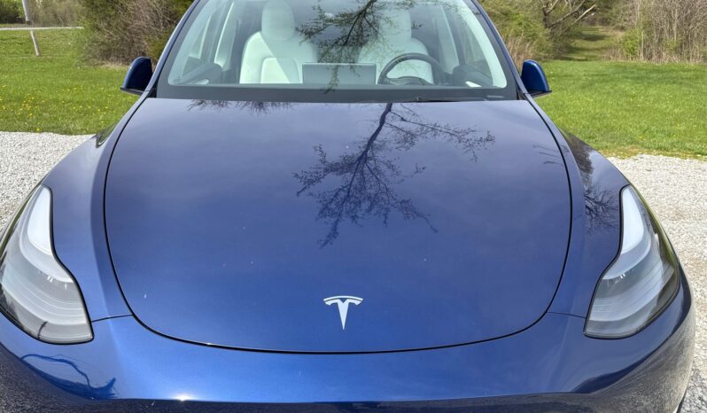 								2023 Tesla Model Y Long Range AWD full									
