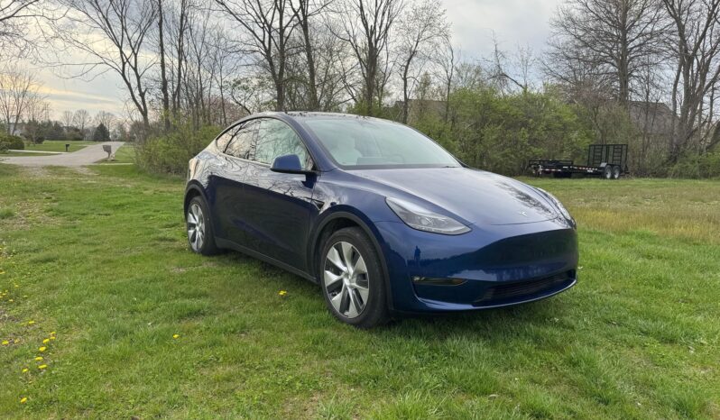 								2023 Tesla Model Y Long Range AWD full									