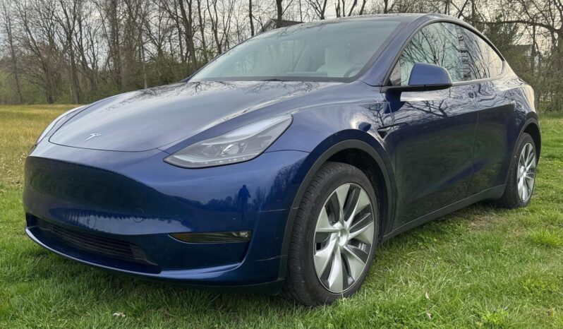 								2023 Tesla Model Y Long Range AWD full									